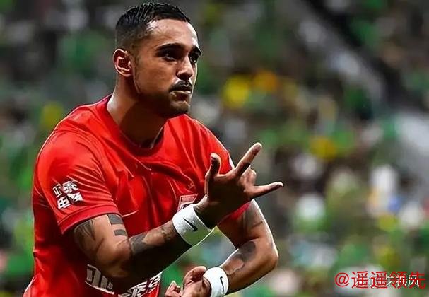 意甲副班长掀桌子不过了 把主力前锋2000万欧卖给争冠球队 等降级